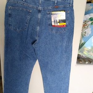 Men's Rustler Hard Working Jeans Reg Fit 40 x32